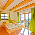 בית נופש Almhaus In Bad St- Leonhard Im Lavanttal By Interhome