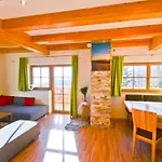 Almhaus In Bad St- Leonhard Im Lavanttal By Interhome באד סנט לאונרד אים לבנטל