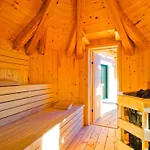 Almhaus In Bad St- Leonhard Im Lavanttal By Interhome באד סנט לאונרד אים לבנטל