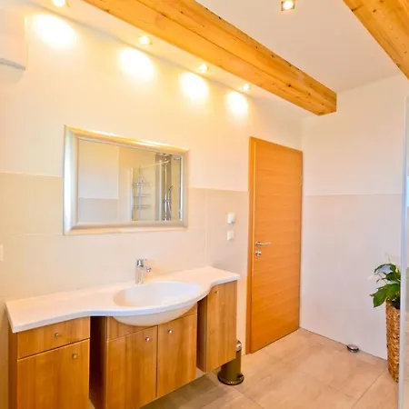 Dom wakacyjny Almhaus In Bad St- Leonhard Im Lavanttal By Interhome Bad Sankt Leonhard im Lavanttal