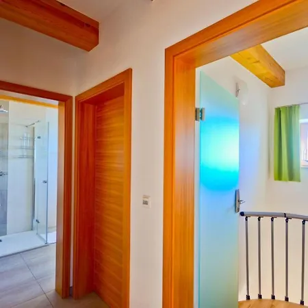Almhaus In Bad St- Leonhard Im Lavanttal By Interhome Tatil Evi *